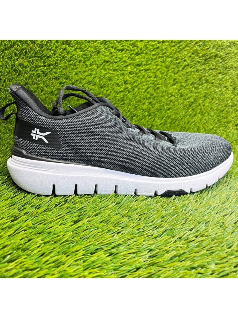 Kuru Flex Via Mens Size 10.5 Black Gray White Athletic Running Shoes Sneakers